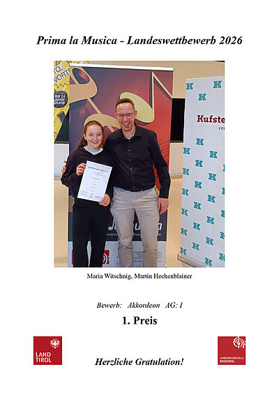 Maria Witschnig mit Lehrer Martin Hechenblaikner